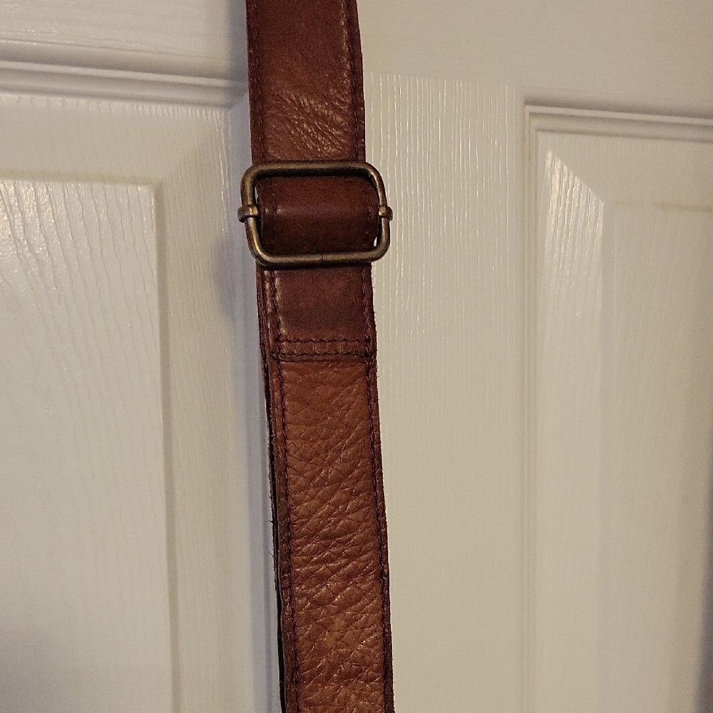 STS Ranchwear Tan Leather Crossbody with Fringe - Picture 2 of 12